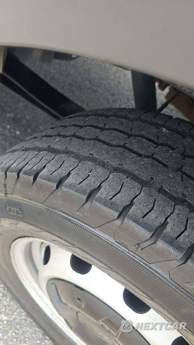 2015 Ford Transit 150 Cargo Van w/RH Swing-Out Doors Low Roof 130.0" WB - zdjęcie 26 z 28 - miniatura