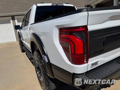 2025 Ford F-150 Raptor Crew Cab Short Bed - zdjęcie 43 z 50 - miniatura