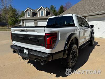 2025 Ford F-150 Raptor Crew Cab Short Bed - zdjęcie 6 z 50 - miniatura