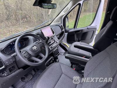 2024 Ram ProMaster 3500 Window Van SLT+ High Roof 159.0" WB - zdjęcie 20 z 21 - miniatura