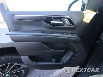 2025 Chevrolet Tahoe Z71 2Z7 - zdjęcie 9 z 23 - miniatura