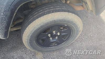 2023 Jeep Gladiator Sport Crew Cab Medium Bed - zdjęcie 20 z 27 - miniatura