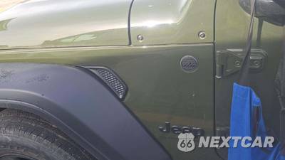 2023 Jeep Gladiator Sport Crew Cab Medium Bed - zdjęcie 18 z 27 - miniatura