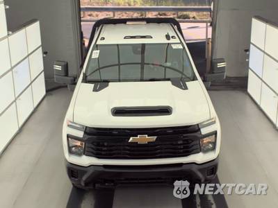 2024 Chevrolet Silverado 3500HD Cab Chassis Work Truck Crew Cab 1WT DRW - zdjęcie 2 z 24 - miniatura