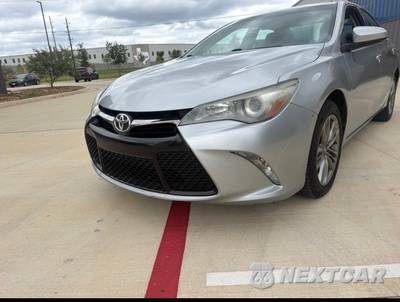 2016 Toyota Camry SE - zdjęcie 24 z 45 - miniatura