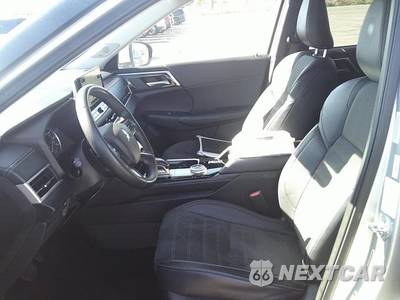 2025 Mitsubishi Outlander SE - zdjęcie 15 z 34 - miniatura