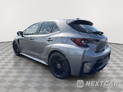 2025 Toyota GR Corolla Premium - zdjęcie 4 z 9 - miniatura