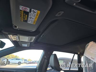 2026 Toyota RAV4 Hybrid XSE - zdjęcie 20 z 26 - miniatura