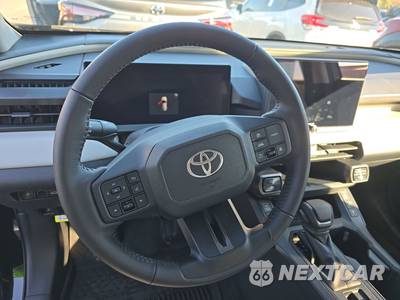 2026 Toyota RAV4 Hybrid XLE Premium - zdjęcie 16 z 25 - miniatura