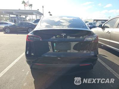 2022 Tesla Model Y Long Range - zdjęcie 5 z 25 - miniatura