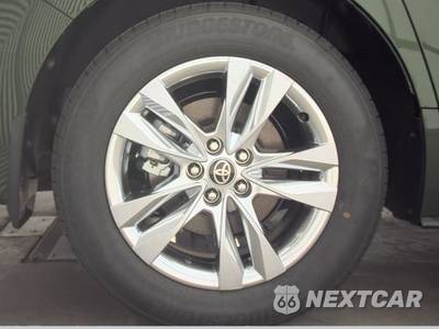 2026 Toyota Sienna Limited 7-Passenger 120.5" WB - zdjęcie 11 z 26 - miniatura