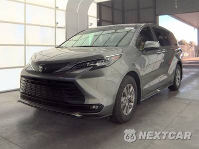 2026 Toyota Sienna XLE 8-Passenger 120.5" WB