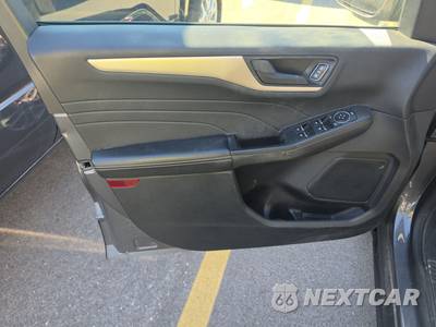 2022 Ford Escape SE - zdjęcie 9 z 21 - miniatura