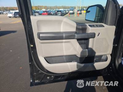 2017 Ford F-150 XL Crew Cab Short Bed - zdjęcie 9 z 25 - miniatura