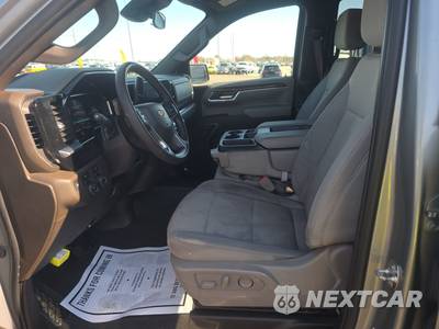 2024 Chevrolet Silverado 1500 LT Crew Cab Medium Bed 1LT - zdjęcie 7 z 24 - miniatura