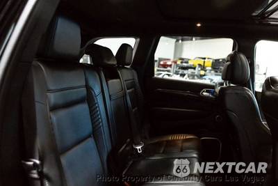 2020 Jeep Grand Cherokee Trackhawk - zdjęcie 41 z 50 - miniatura