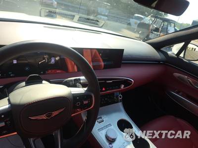 2026 Genesis GV70 2.5T Sport Prestige - zdjęcie 11 z 25 - miniatura