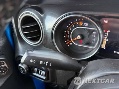 2022 Jeep Gladiator Altitude Crew Cab Medium Bed - zdjęcie 21 z 64 - miniatura