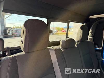2022 Jeep Gladiator Altitude Crew Cab Medium Bed - zdjęcie 47 z 64 - miniatura
