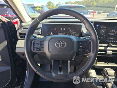 2026 Toyota RAV4 Hybrid XLE Premium - zdjęcie 10 z 19 - miniatura