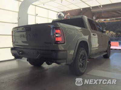 2026 Ram 1500 Rebel Crew Cab Short Bed - zdjęcie 4 z 24 - miniatura