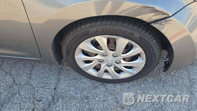 2013 Hyundai Elantra GLS Sedan - zdjęcie 24 z 29 - miniatura