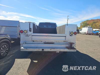 2017 Ford Super Duty F-450 Cab Chassis XL Extended Cab w/Rear Doors DRW - zdjęcie 5 z 17 - miniatura