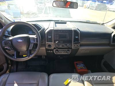 2017 Ford Super Duty F-450 Cab Chassis XL Extended Cab w/Rear Doors DRW - zdjęcie 11 z 17 - miniatura