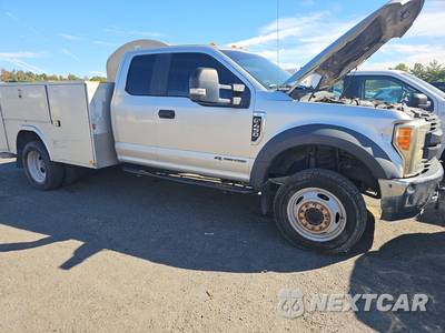 2017 Ford Super Duty F-450 Cab Chassis XL Extended Cab w/Rear Doors DRW - zdjęcie 3 z 17 - miniatura