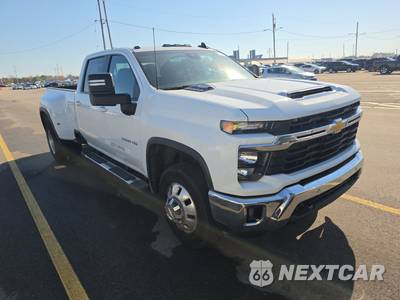 2025 Chevrolet Silverado 3500HD LT Crew Cab Long Bed 1LT DRW - zdjęcie 3 z 30 - miniatura