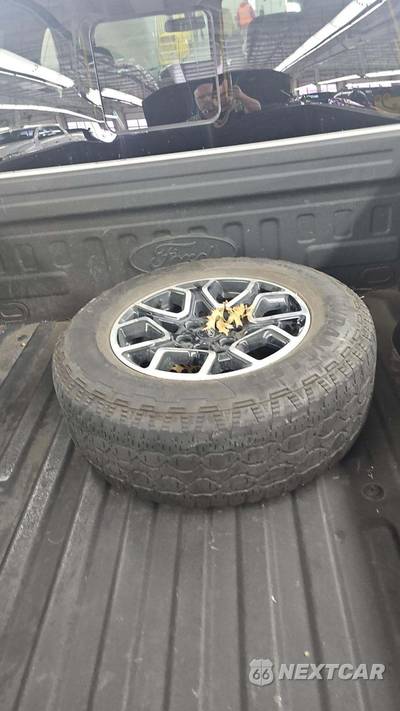 2023 Ford F-150 XLT Crew Cab Short Bed - zdjęcie 27 z 37 - miniatura