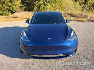 2024 Tesla Model Y Long Range - zdjęcie 2 z 36 - miniatura