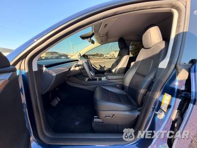 2024 Tesla Model Y Long Range - zdjęcie 10 z 36 - miniatura