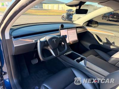 2024 Tesla Model Y Long Range - zdjęcie 9 z 36 - miniatura