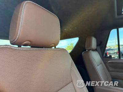 2022 Chevrolet Tahoe High Country 3LZ - zdjęcie 40 z 49 - miniatura