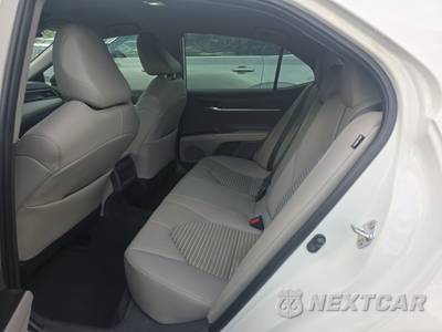 2023 Toyota Camry SE - zdjęcie 13 z 23 - miniatura