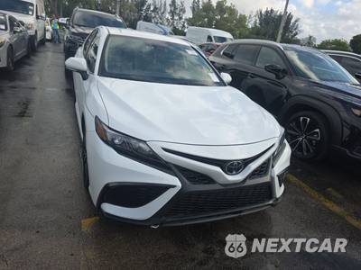 2023 Toyota Camry SE - zdjęcie 2 z 23 - miniatura