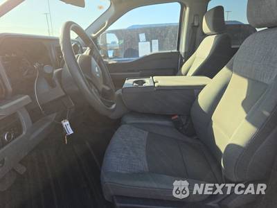 2025 Ford Super Duty F-250 XLT Crew Cab Long Bed - zdjęcie 7 z 25 - miniatura