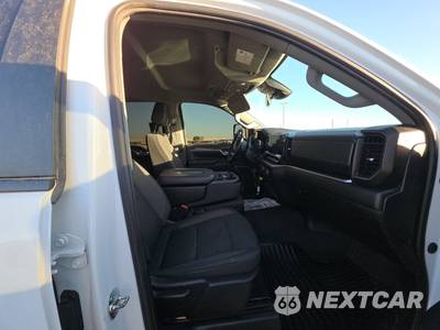 2025 Chevrolet Silverado 2500HD LT Crew Cab Medium Bed 1LT - zdjęcie 8 z 24 - miniatura