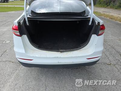 2020 Ford Fusion S - zdjęcie 16 z 36 - miniatura