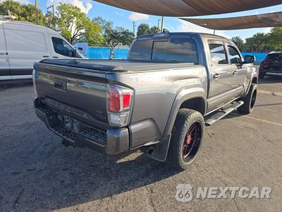 2021 Toyota Tacoma TRD Sport Crew Cab Medium Bed - zdjęcie 4 z 23 - miniatura