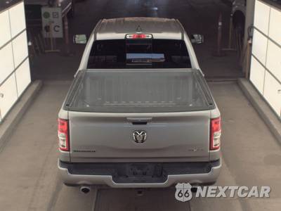 2024 Ram 1500 Big Horn Crew Cab Short Bed - zdjęcie 5 z 28 - miniatura