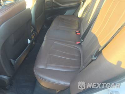 2015 BMW X5 Sports Activity Vehicle xDrive35i XLINE - zdjęcie 13 z 36 - miniatura