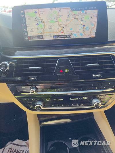 2019 BMW 5 Series Sedan 530i xDrive - zdjęcie 11 z 20 - miniatura