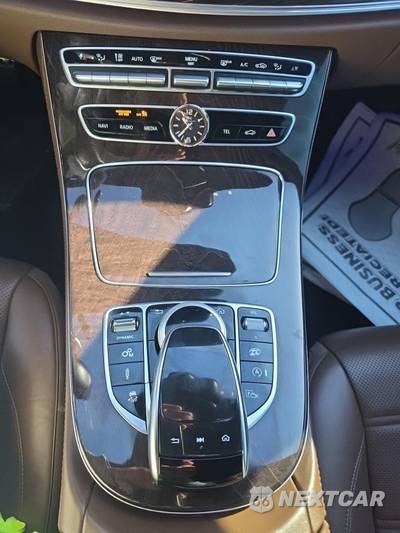 2019 Mercedes-Benz AMG E 63 S 4MATIC Sedan - zdjęcie 24 z 25 - miniatura