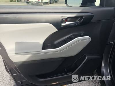 2024 Toyota Highlander Hybrid XLE - zdjęcie 9 z 19 - miniatura