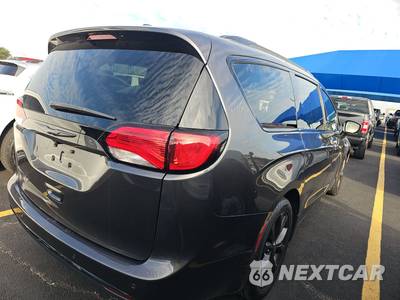2018 Chrysler Pacifica Touring L Plus 121.6" WB - zdjęcie 4 z 24 - miniatura