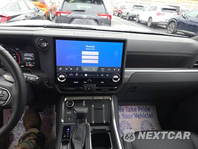 2026 Lexus GX 550 Luxury+ - zdjęcie 17 z 27 - miniatura