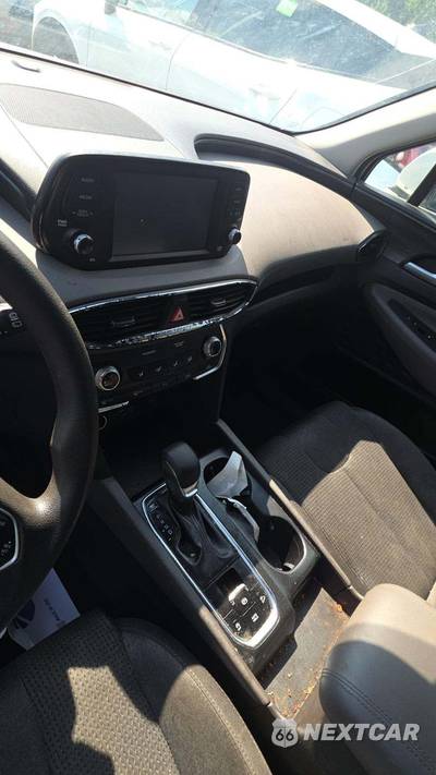 2019 Hyundai Santa Fe SE - zdjęcie 56 z 58 - miniatura