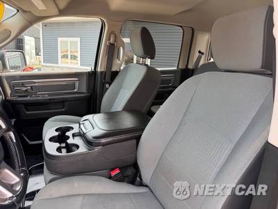 2022 Ram 1500 Classic SLT Crew Cab Short Bed - zdjęcie 15 z 64 - miniatura